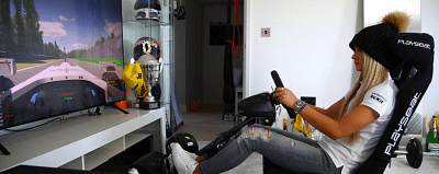 Women Go Virtual Motor Racing